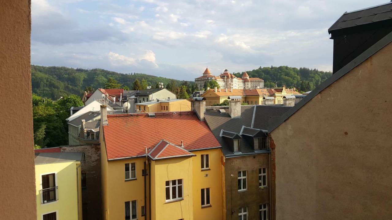 Nely'S Apartment Karlsbad Exterior foto
