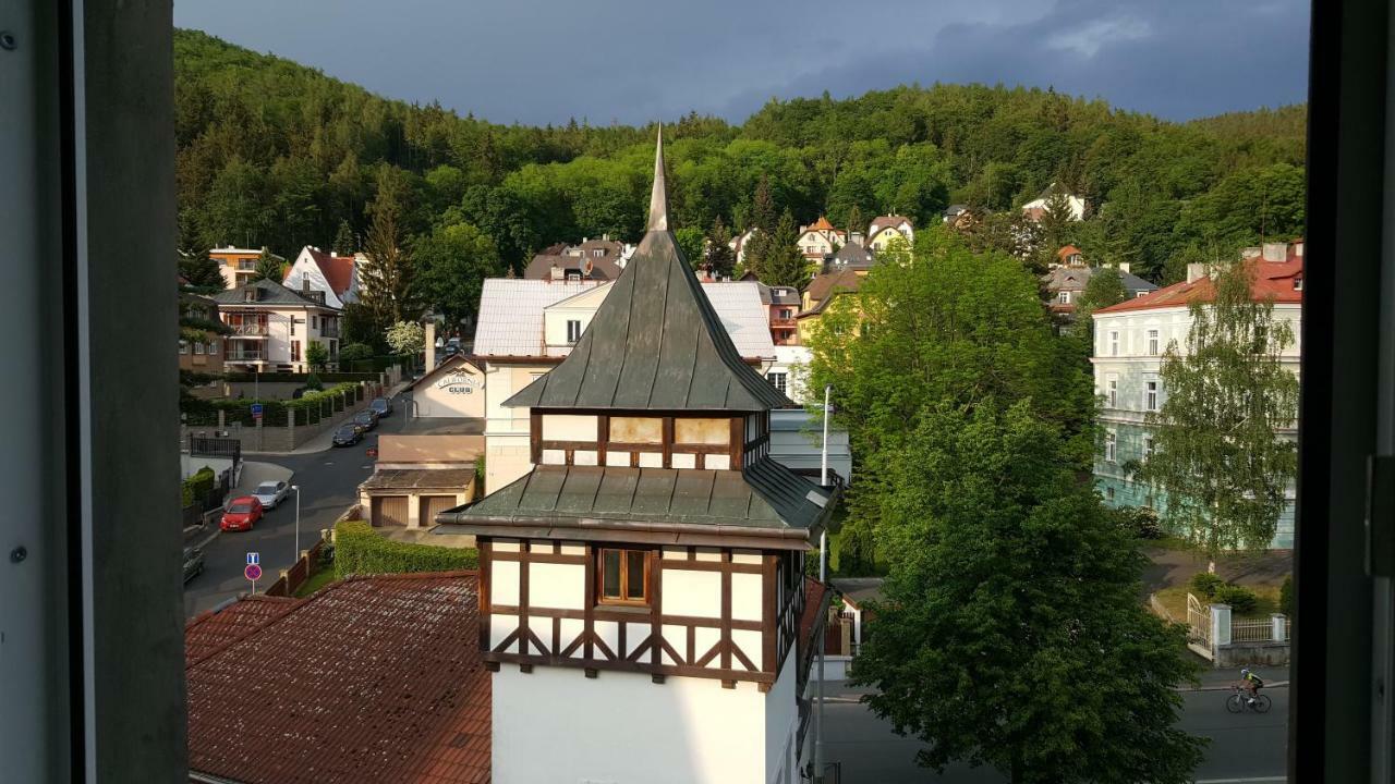 Nely'S Apartment Karlsbad Exterior foto